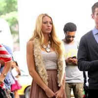 Blake Lively on the set of 'Gossip Girl' shooting on location | Picture 68530